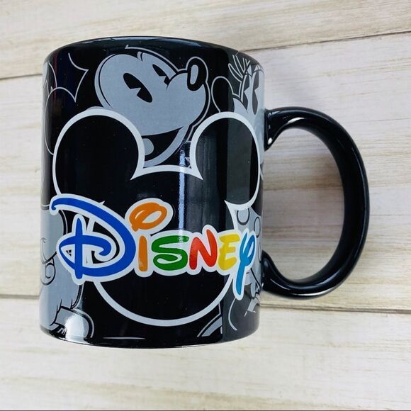 Disney Jerry Leigh Character Sketches Mug NWT - Picture 5 of 11
